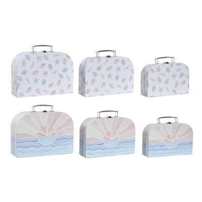 Set decoratieve dozen DKD Home Decor Multicolour Metaal Karton 28 x 9,5 x 20 cm (2 Stuks) Set decoratieve dozen DKD Home Decor Multicolour Metaal Karton 28 x 9,5 x 20 cm (2 Stuks)
