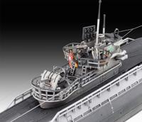Revell 1/144 German Submarine Type IX C/40 (U190) - thumbnail