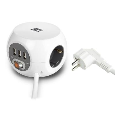 ACT AC2410 Vierkante stekkerdoos (PDU)/Powerblok | 3 Sockets Type F | 3 USB-A poorten | Wit