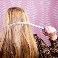 Borstel en Kam met lange steel | Totale lengte: Borstel 35 cm - Kam 38 cm | Rubberen handvat | VM700 - thumbnail