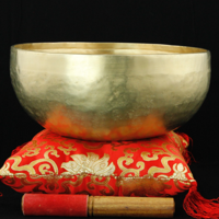 Handgemaakte Bronzen Klankschaal Nirmala 1550-2100 gram - thumbnail