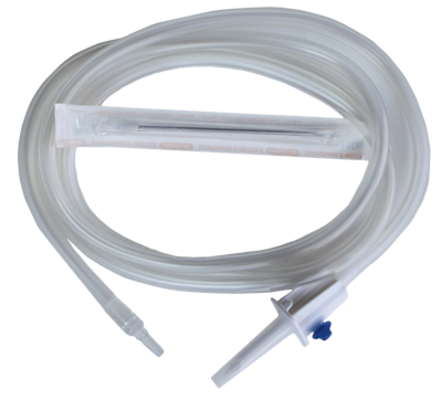 Infuusset met doorsteeknaald + naald