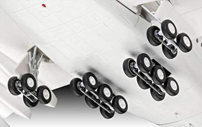 Revell 1/144 Airbus A380-800 Lufthansa New Livery Revell 1/144 Airbus A380-800 Lufthansa New Livery