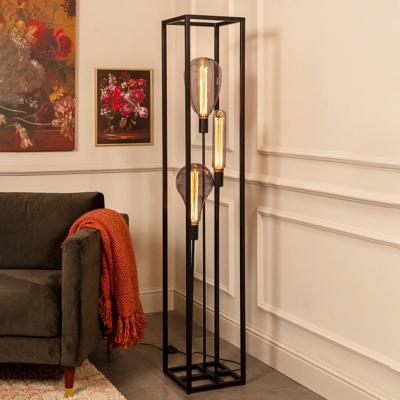 BASE Vloerlamp 'Posy' 3-lamps, 160cm BASE Vloerlamp 'Posy' 3-lamps, 160cm