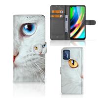 Motorola Moto G9 Plus | Telefoonhoesje | Met pasjeshouder | Witte Kat - thumbnail