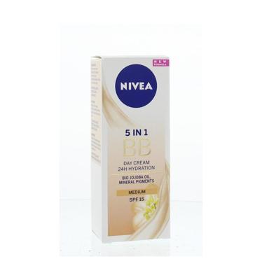 Nivea Essentials BB cream medium SPF15 50 Milliliter