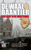 De Waal & Baantjer - Een licht in de duisternis - Ab Baantjer, Simon de Waal - Paperback (9789048851720) - thumbnail