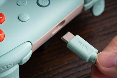 8BitDo Ultimate 2C Wired Controller - Mint Edition 8BitDo Ultimate 2C Wired Controller - Mint Edition