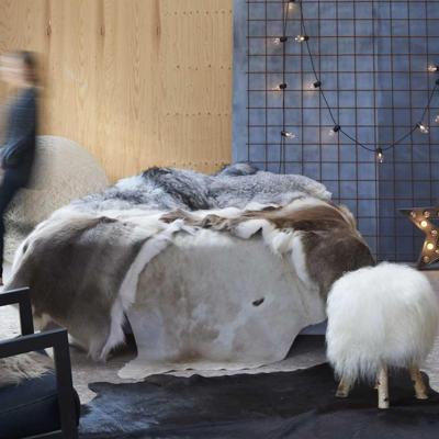 VidaXL Vloerkleed 150x170 cm echte runderhuid bruin en wit VidaXL Vloerkleed 150x170 cm echte runderhuid bruin en wit
