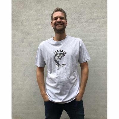 Delta Catch T-Shirt Sea Bass Licht Grijs Heren Delta Catch T-Shirt Sea Bass Licht Grijs Heren