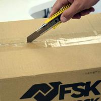 Cutter Ferrestock Geel 18 mm - thumbnail