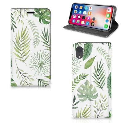 Apple iPhone Xr Smart Cover Leaves