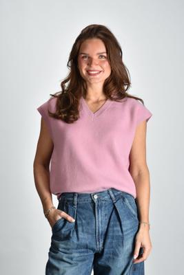 Lisa Yang trui Navarra 2026002 petal