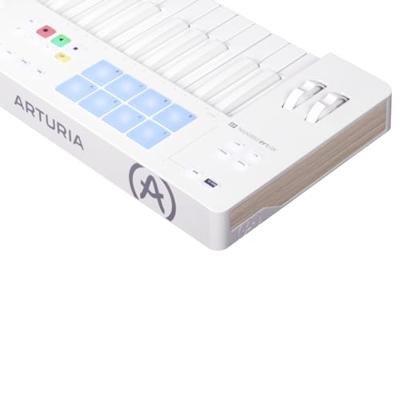 Arturia Essential 3 49 Alpine White
