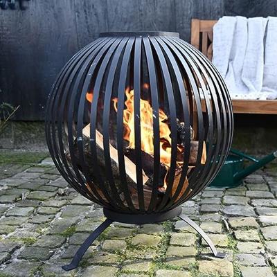 Esschert Design vuurkorf balvormig strepen koolstofstaal zwart ff400