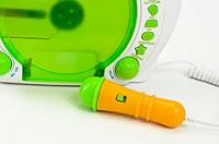 X4 Tech Bobby Joey CD-speler voor kinderen CD, SD, USB Incl. karaoke-functie, Incl. microfoon Wit, Groen - thumbnail