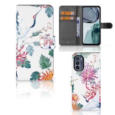Motorola Moto G62 5G | Telefoonhoesje | Met pasjeshouder | Bird Flowers Motorola Moto G62 5G | Telefoonhoesje | Met pasjeshouder | Bird Flowers