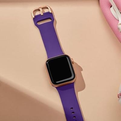 Soft siliconen bandje met gespsluiting - Paars - Geschikt voor Apple Watch 38mm / 40mm / 41mm / 42mm