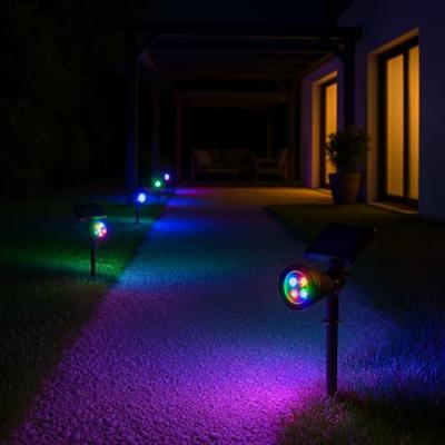 LUMISKY Set van 2 waterdichte buitenlampen voor zonne-energie - 4 gekleurde LED's - 200 Lm - Zwenkkop op 90 ° C LUMISKY Set van 2 waterdichte buitenlampen voor zonne-energie - 4 gekleurde LED's - 200 Lm - Zwenkkop op 90 ° C