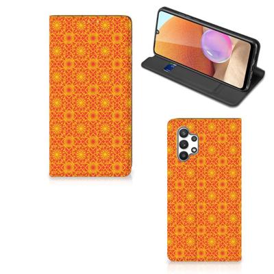 Samsung Galaxy A32 4G | A32 5G Enterprise Editie | Hoesje met Magneet | Batik Oranje