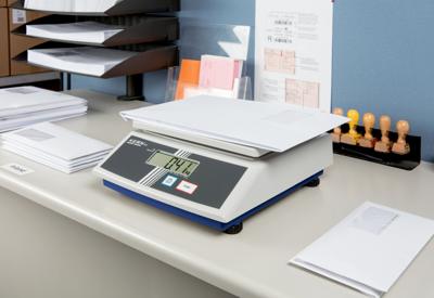 Kern FCE 6K2N FCE 6K2N Tafelweegschaal Weegbereik (max.) 6 kg Resolutie 2 g werkt op stekkernetvoeding