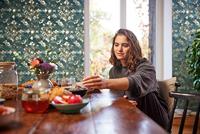 Livingwalls My Home My Spa blauw behang | 387073 - thumbnail