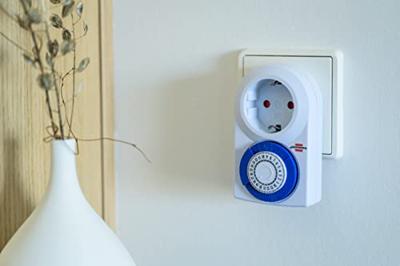 Brennenstuhl 1506160 Stopcontact-schakelklok Analoog Dagprogramma 3500 W IP20