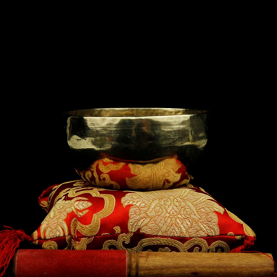 Handgemaakte Goudkleurige Klankschaal Shanti uit Nepal, 500-600 gram