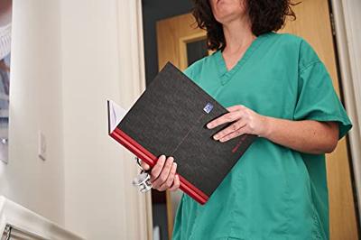 Oxford BLACK N&apos; RED gebonden boek, 192 bladzijden, ft A4, geruit 5 mm