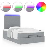 Ottoman bed met matras en LED's 120x200cm stof lichtgrijs - thumbnail