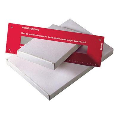 Brievenbusdoos 250x28x350mm 50 stuks WIT