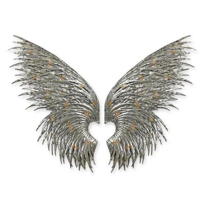 Paar engelenvleugels voor aan de muur