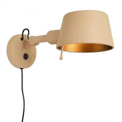 Freelight Wandlamp Sovrano kort L 33 cm beige