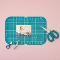 We R Makers • comfort craft easy read cutting mat 33,02x20,32cm - thumbnail