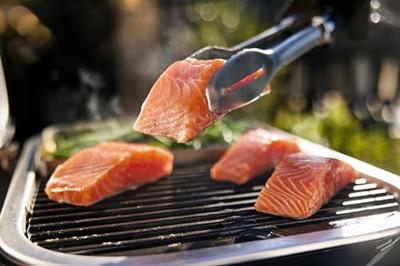 Weber Lumin Compact-elektrische barbecue met onderstel
