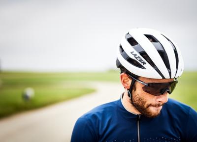 Lazer Sphere Helm MIPS Wit / Zwart Lazer Sphere Helm MIPS Wit / Zwart