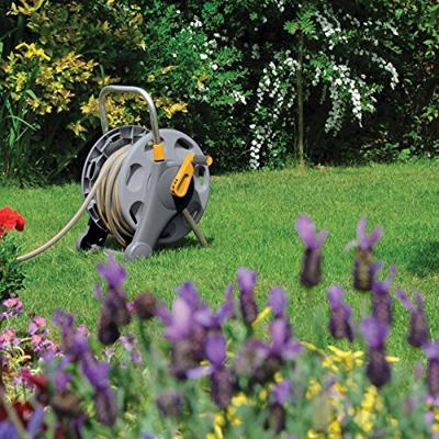 Tuinslanghaspel 2-in-1 compleet met 25m slang voorgemonteerd Tuinslanghaspel 2-in-1 compleet met 25m slang voorgemonteerd
