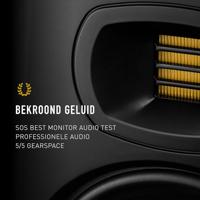 Adam T8V - thumbnail