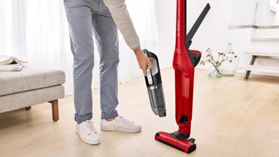 Bosch Serie 4 BBH3ZOO28 steelstofzuiger & elektrische bezem Batterij/Accu Droog Zakloos 0,4 l Rood 2,15 Ah