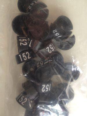 MB zwart/wit 152 voor op kledinghanger