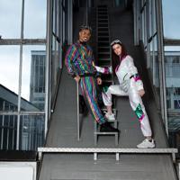 Trainingspak Holographic Babe - thumbnail