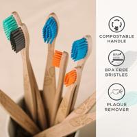 Georganics Toothbrush medium beechwood 1 Stuks - thumbnail