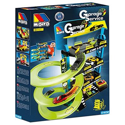 Parkeergarage met voertuigen Moltó