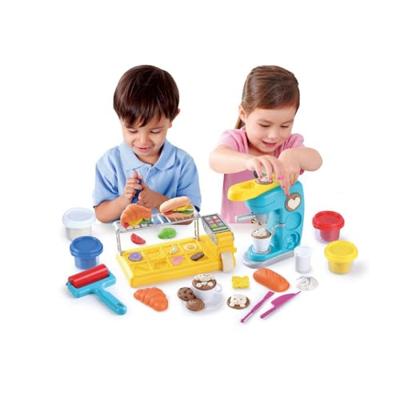 Playgo cafe en lunchroom kleiset - 4 kleipotjes - 22dlg. Playgo cafe en lunchroom kleiset - 4 kleipotjes - 22dlg.