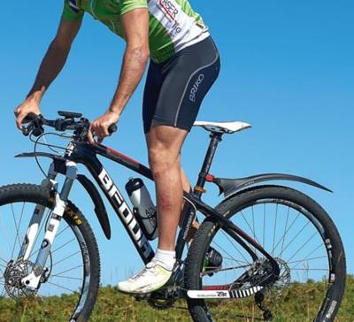 Polisport Spatbord achter, cross country evo. zwart , 26 t/m 29 inch. montage aan zadelpen