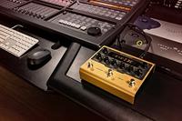 IK Multimedia X-Vibe effectpedaal met audio-interface - thumbnail