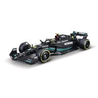 Bburago F1 KIT Mercedes AMG W14E mit Helm, #44 Hamilton 1:24 Auto - thumbnail