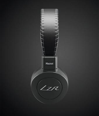 Magnat LZR560 Black vs Grey