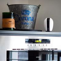 Bewakingscamera voor Binnen - WiFi Smart Camera - Full HD 1080P - Smart Home App - Nachtzicht (HWC201PT) - thumbnail