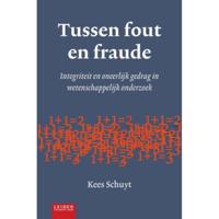 Tussen fout en fraude (Paperback) - thumbnail